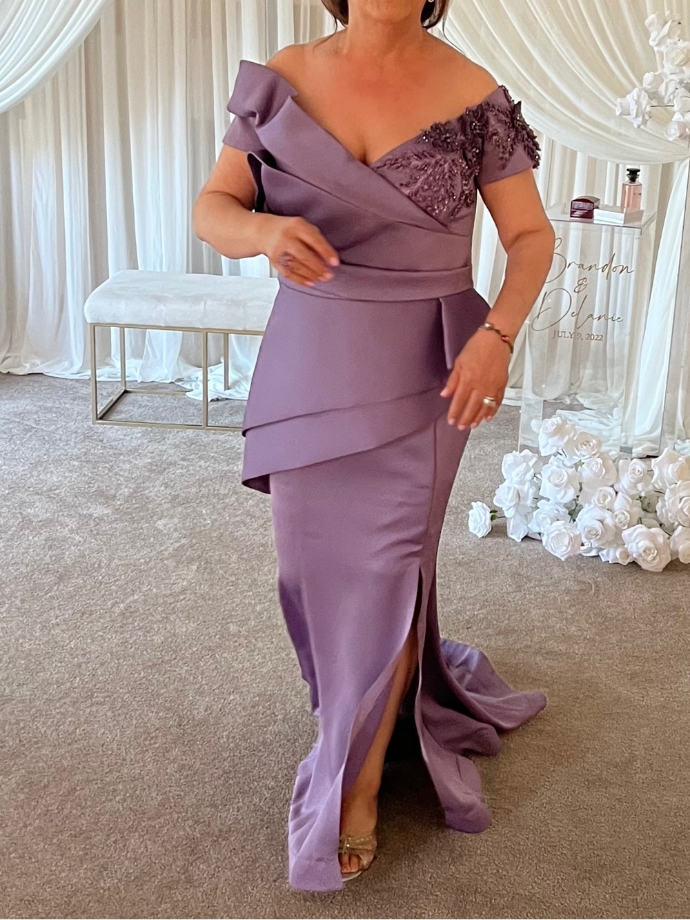 Mother of the Bride/Groom Elegant Lavender Off-Shoulder Evening Gown